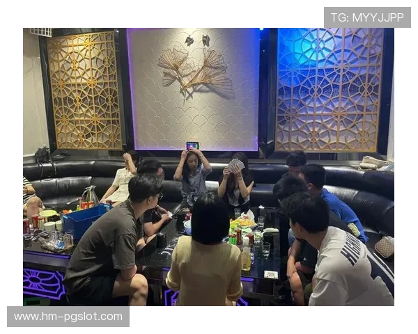 四人KTV嗨翻天必玩游戏大全，欢乐互动轻松开启歌唱之夜